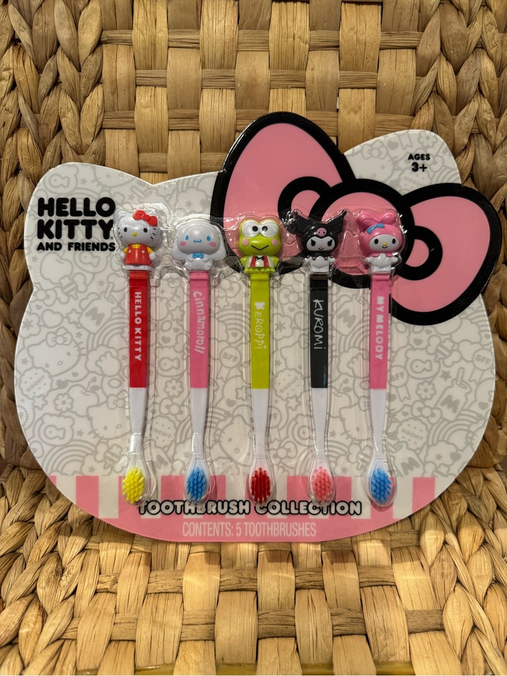 Hello Kitty & Friends Toothbrush Collection